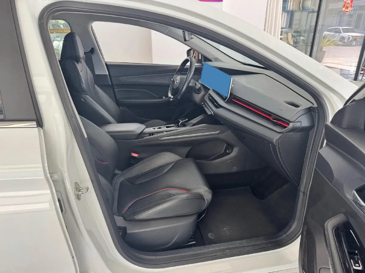 2022 Geely Binray 1.5T 181HP L4 7DCT,autocango,china used car exporter,china ev exporter,chinese used car exporter,chinese used ev exporter