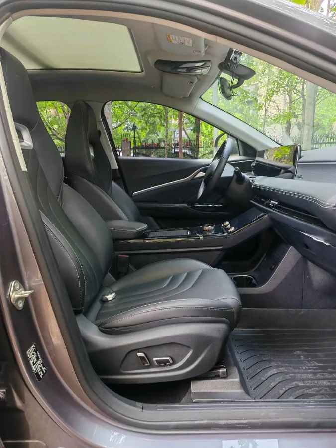 2022 Ford Focus 1.5T 177HP L4 6AT,autocango,china used car exporter,china ev exporter,chinese used car exporter,chinese used ev exporter