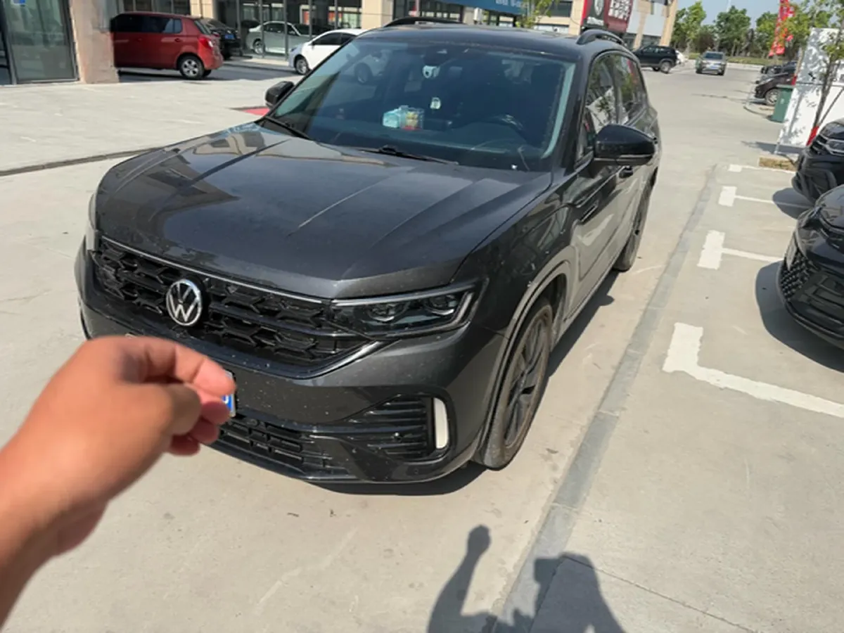 2023 Volkswagen Tayron 2.0T 186HP L4 7DCT,autocango,china used car exporter,china ev exporter,chinese used car exporter,chinese used ev exporter