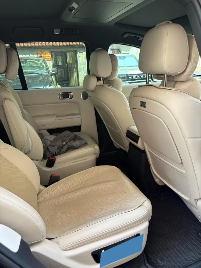 2024 Ford Bronco 2.3T 275HP L4 10AT,autocango,china used car exporter,china ev exporter,chinese used car exporter,chinese used ev exporter