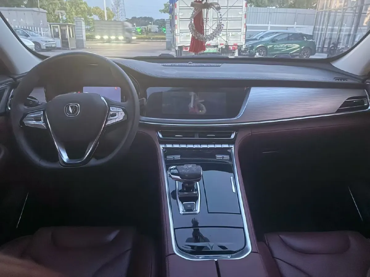 2019 ChangAn CS85 Coupe 1.5T 178HP L4 7DCT,autocango,china used car exporter,china ev exporter,chinese used car exporter,chinese used ev exporter