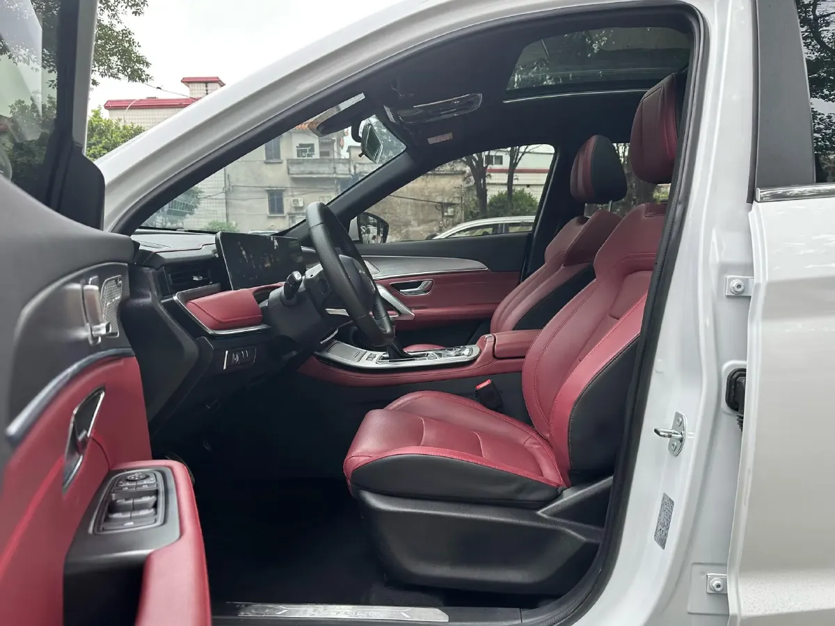 2021 Jetour X70 Plus 1.6T 197HP L4 7DCT,autocango,china used car exporter,china ev exporter,chinese used car exporter,chinese used ev exporter