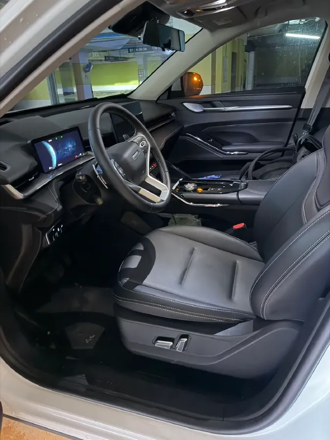 2022 Haval H6 1.5T 184HP L4 7DCT,autocango,china used car exporter,china ev exporter,chinese used car exporter,chinese used ev exporter