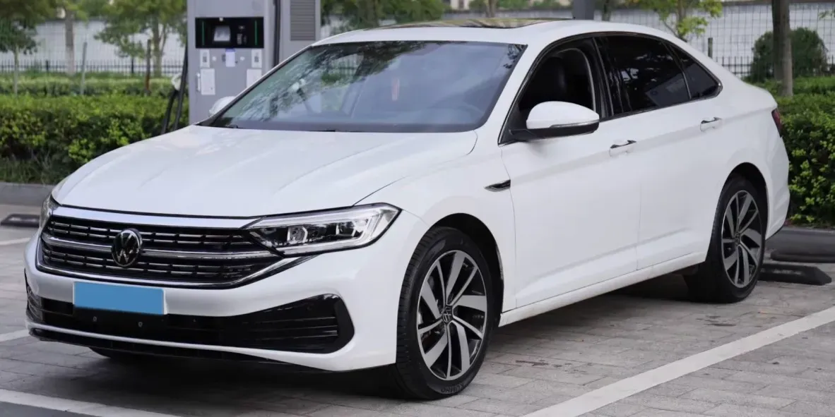 2024 Volkswagen Sagitar 1.5T 160HP L4 7DCT,autocango,china used car exporter,china ev exporter,chinese used car exporter,chinese used ev exporter