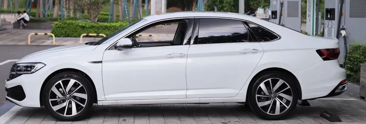 2024 Volkswagen Sagitar 1.5T 160HP L4 7DCT,autocango,china used car exporter,china ev exporter,chinese used car exporter,chinese used ev exporter