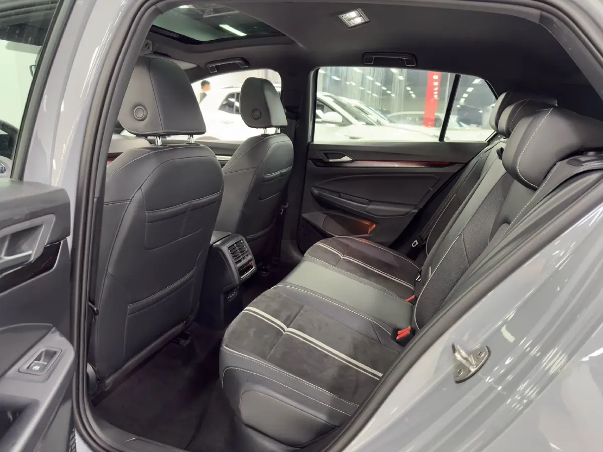 2021 Volkswagen Golf 1.4T 150HP L4 7DCT,autocango,china used car exporter,china ev exporter,chinese used car exporter,chinese used ev exporter