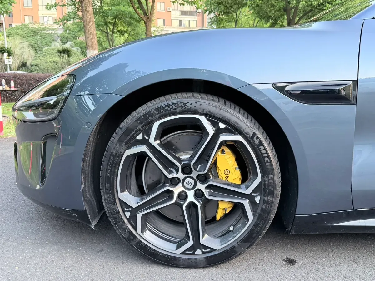 2024 MI SU7 BEV 101KWH,autocango,china used car exporter,china ev exporter,chinese used car exporter,chinese used ev exporter