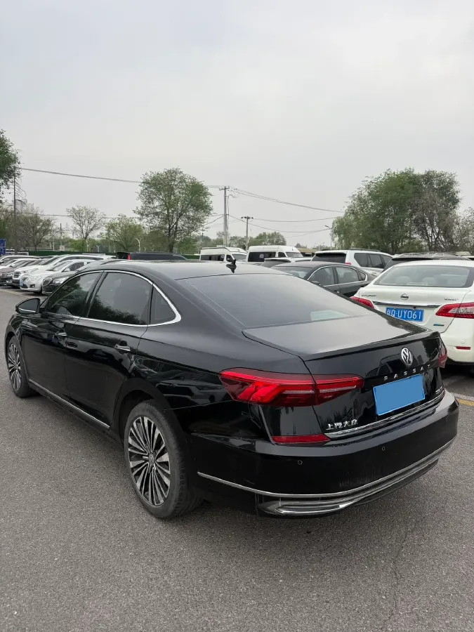 2019 Volvo V40 1.5T 152HP L4 6AT,autocango,china used car exporter,china ev exporter,chinese used car exporter,chinese used ev exporter