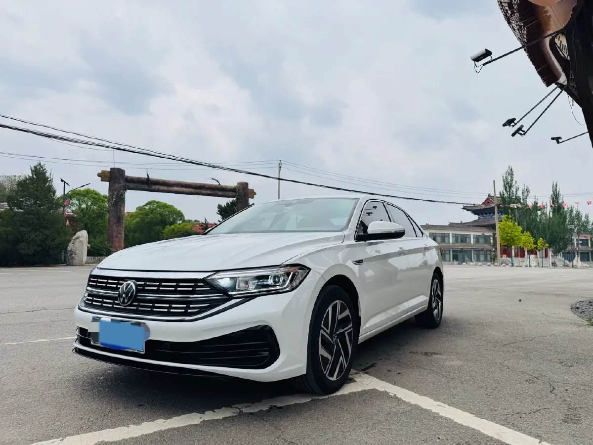 2023 Volkswagen Sagitar 1.4T 150HP L4 7DCT,autocango,china used car exporter,china ev exporter,chinese used car exporter,chinese used ev exporter