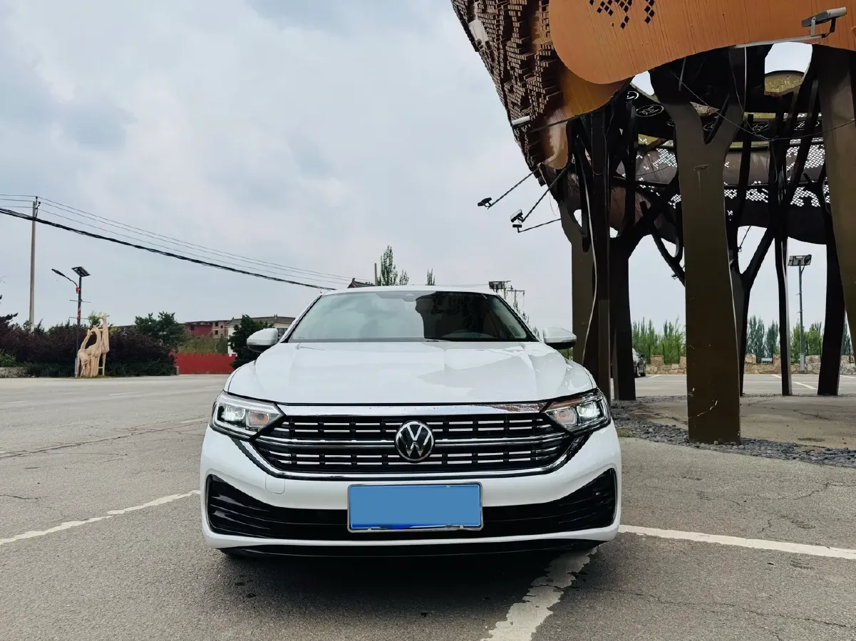 2023 Volkswagen Sagitar 1.4T 150HP L4 7DCT,autocango,china used car exporter,china ev exporter,chinese used car exporter,chinese used ev exporter