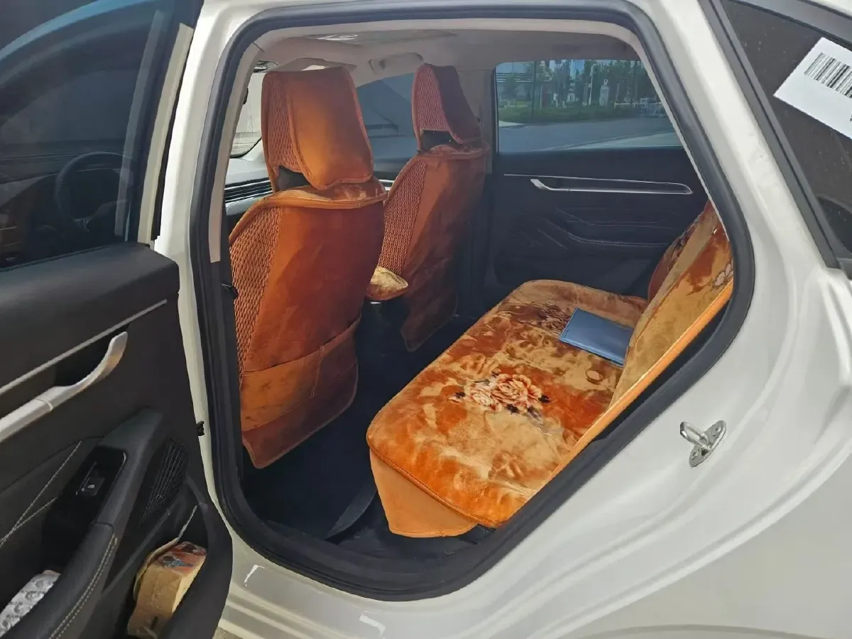 2025 Geely Emgrand 1.5L 127HP L4 5MT,autocango,china used car exporter,china ev exporter,chinese used car exporter,chinese used ev exporter
