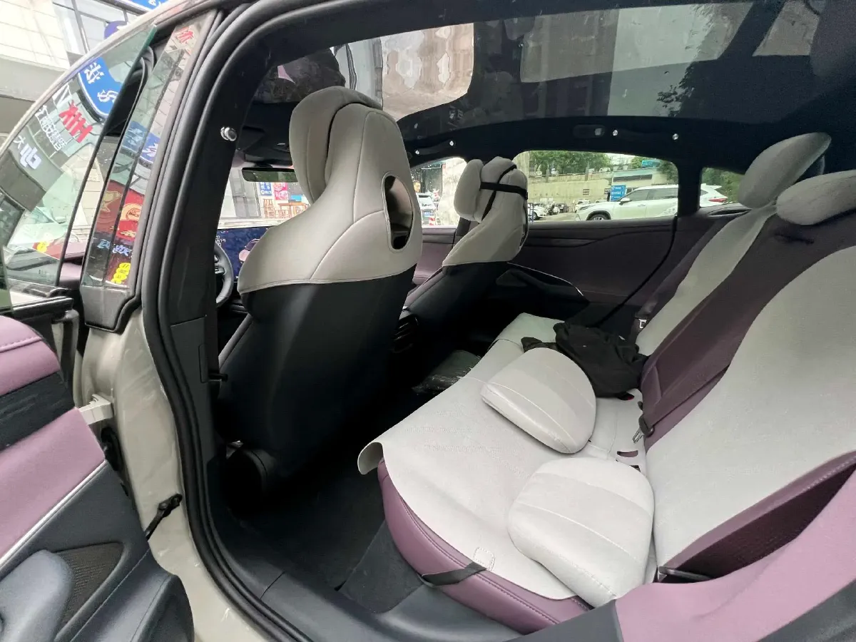 2024 MI SU7 BEV 101KWH,autocango,china used car exporter,china ev exporter,chinese used car exporter,chinese used ev exporter