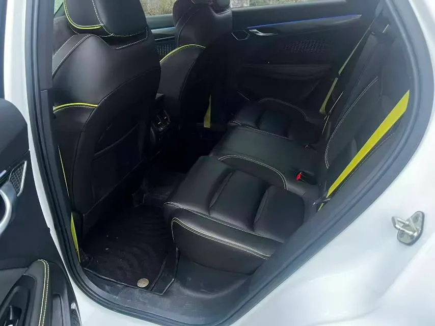 2021 Geely Tugella 2.0T 238HP L4 8AT,autocango,china used car exporter,china ev exporter,chinese used car exporter,chinese used ev exporter