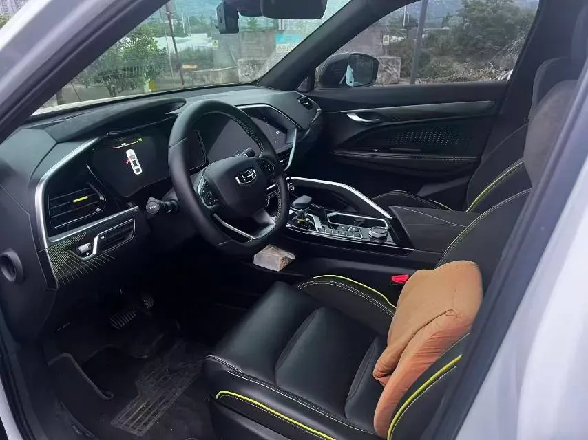 2021 Geely Tugella 2.0T 238HP L4 8AT,autocango,china used car exporter,china ev exporter,chinese used car exporter,chinese used ev exporter