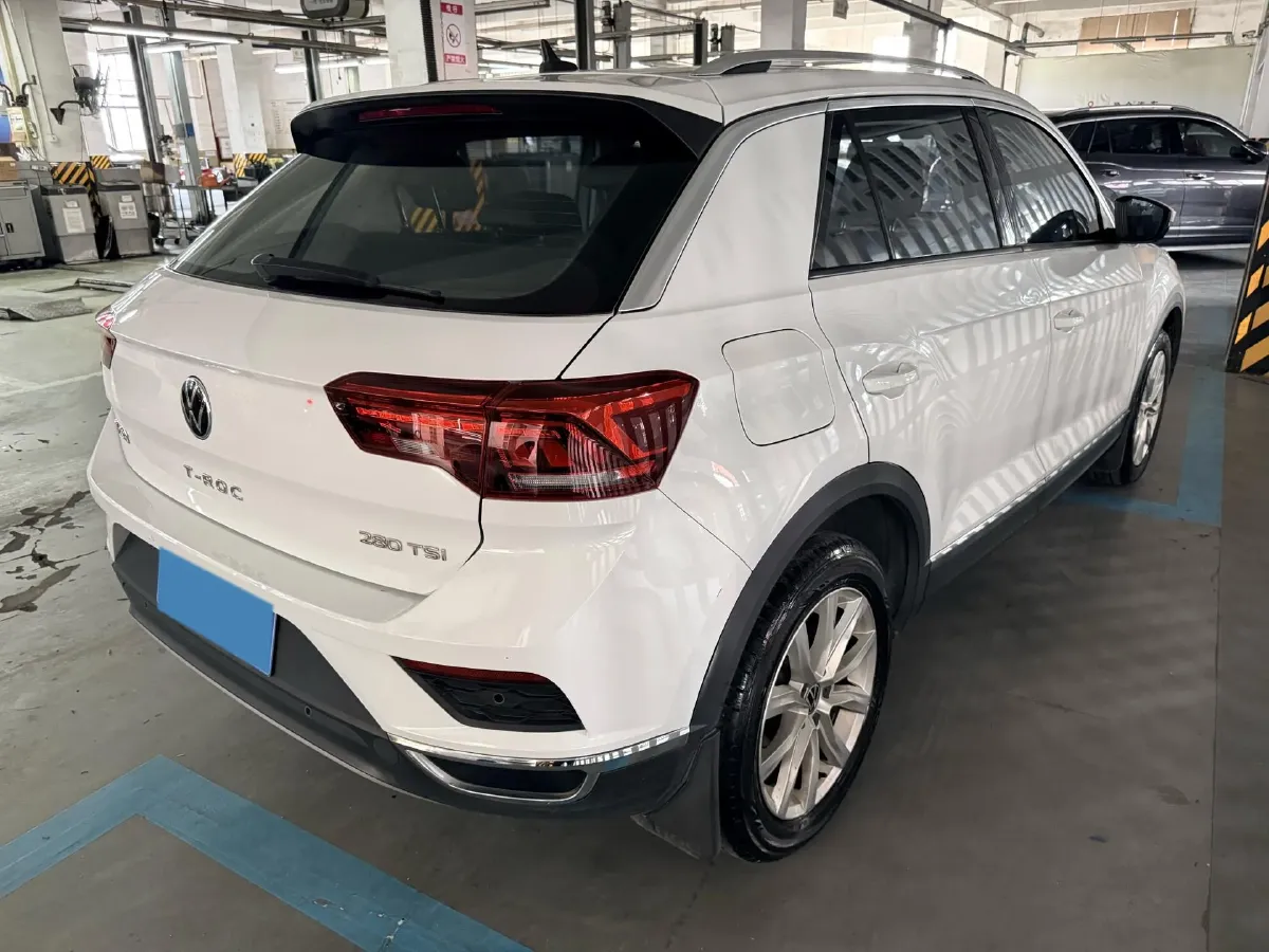 2022 Volkswagen T-Roc 1.4T 150HP L4 7DCT,autocango,china used car exporter,china ev exporter,chinese used car exporter,chinese used ev exporter