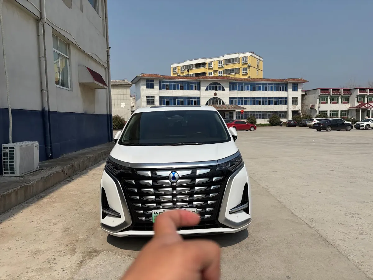 2024 Denza D9 1.5T 139HP L4 E-CVT PHEV 40KWH,autocango,china used car exporter,china ev exporter,chinese used car exporter,chinese used ev exporter