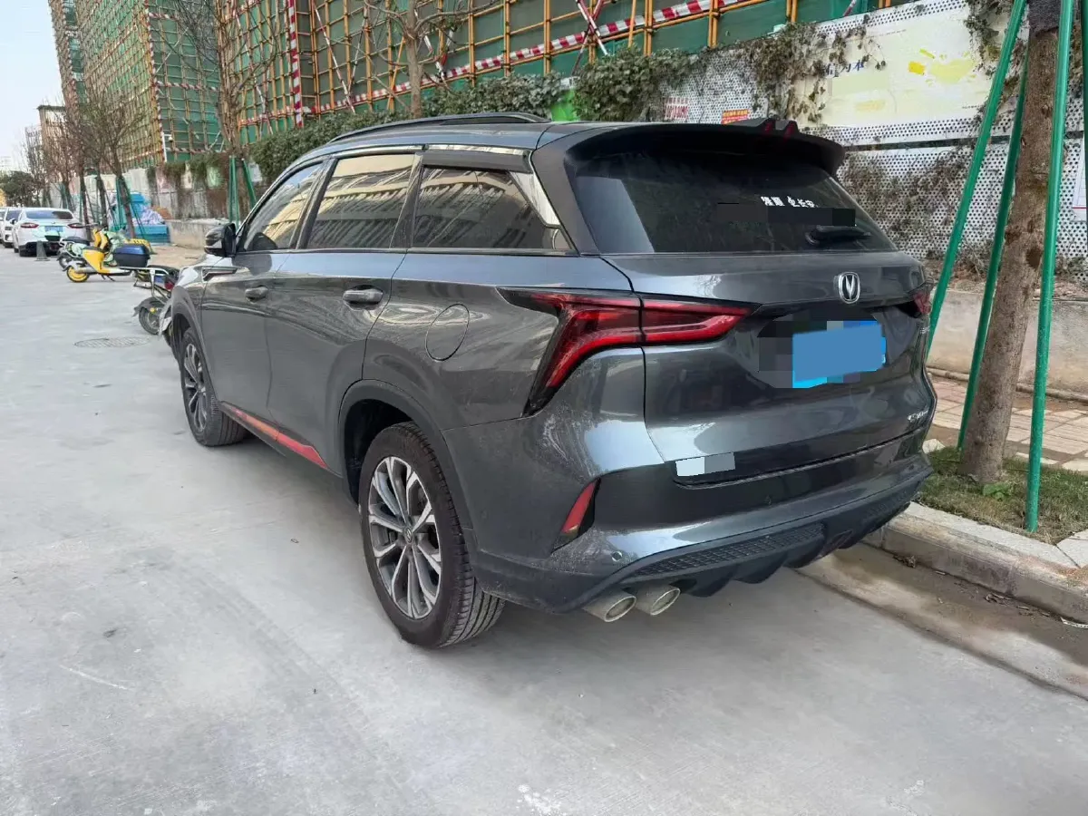 2021 ChangAn CS75 Plus 2.0T 233HP L4 8AT,autocango,china used car exporter,china ev exporter,chinese used car exporter,chinese used ev exporter