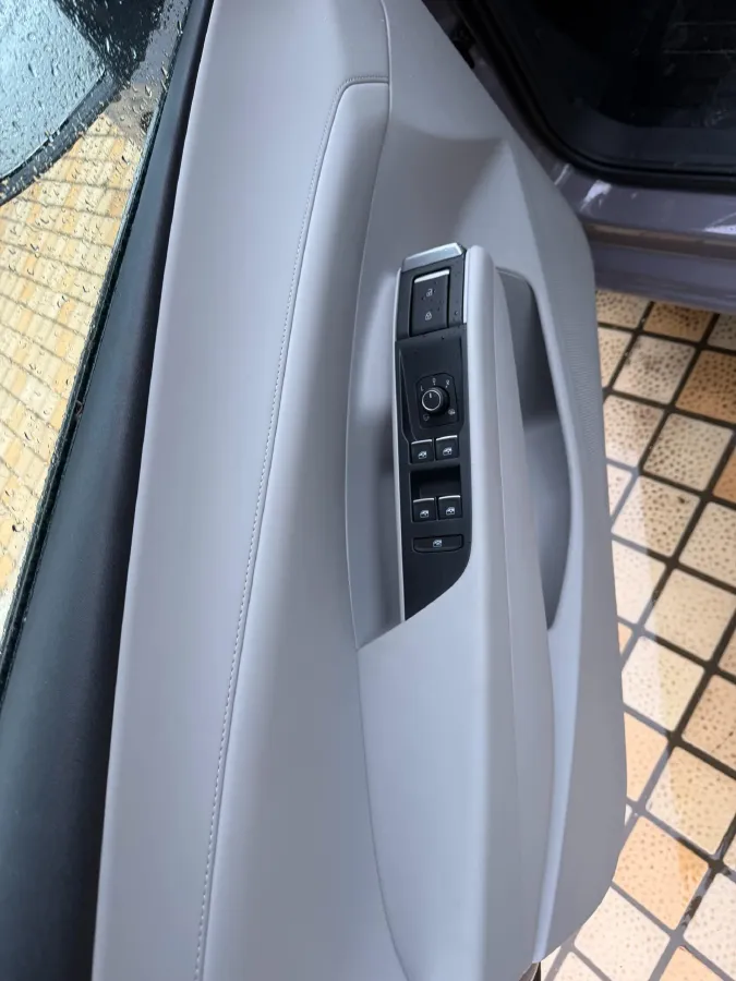 2026 Volkswagen Lavida 1.5T 160HP L4 7DCT,autocango,china used car exporter,china ev exporter,chinese used car exporter,chinese used ev exporter