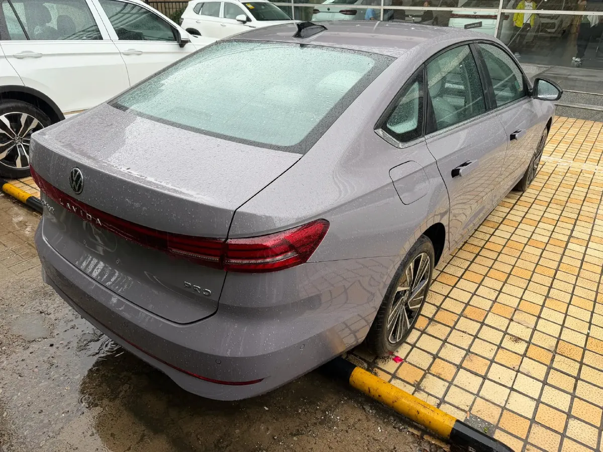 2026 Volkswagen Lavida 1.5T 160HP L4 7DCT,autocango,china used car exporter,china ev exporter,chinese used car exporter,chinese used ev exporter