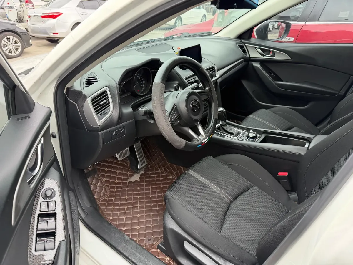2017 Mazda 3 Axela 1.5L 117HP L4 6AT,autocango,china used car exporter,china ev exporter,chinese used car exporter,chinese used ev exporter