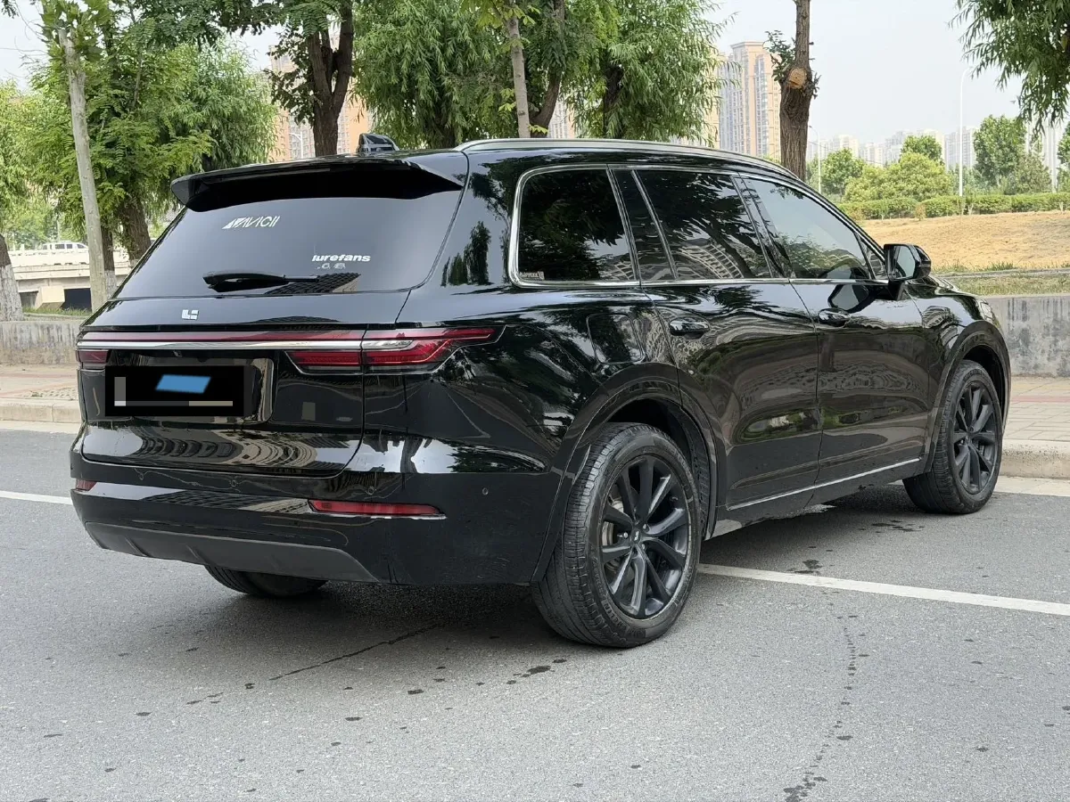 2021 Li ONE Range Extended 131HP REEV 40.5KWH,autocango,china used car exporter,china ev exporter,chinese used car exporter,chinese used ev exporter