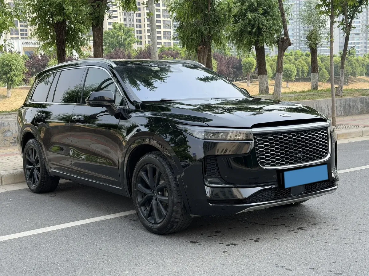 2021 Li ONE Range Extended 131HP REEV 40.5KWH,autocango,china used car exporter,china ev exporter,chinese used car exporter,chinese used ev exporter