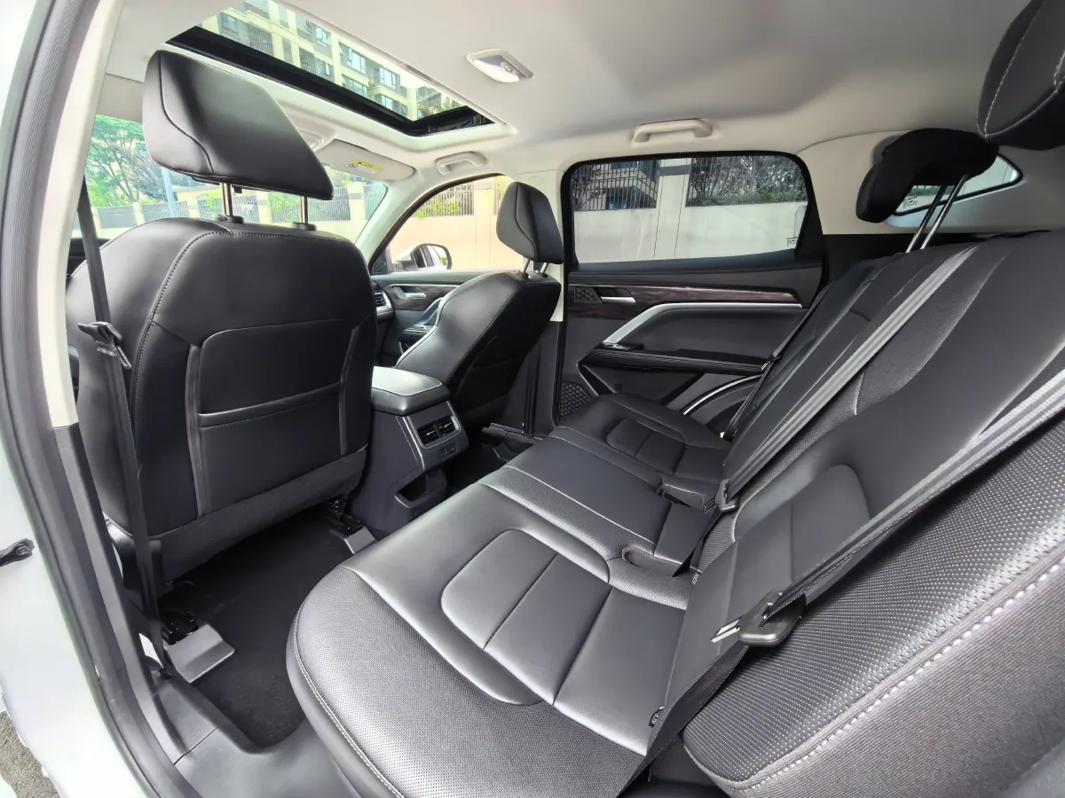 2025 Haval H6 1.5T 150HP L4 7DCT,autocango,china used car exporter,china ev exporter,chinese used car exporter,chinese used ev exporter