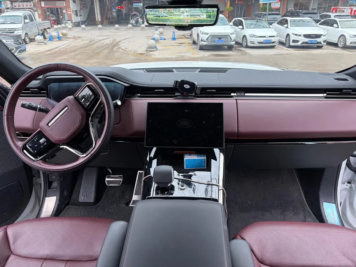 2025 Land Rover Range Rover Sport 3.0T 400HP L6 8AT,autocango,china used car exporter,china ev exporter,chinese used car exporter,chinese used ev exporter