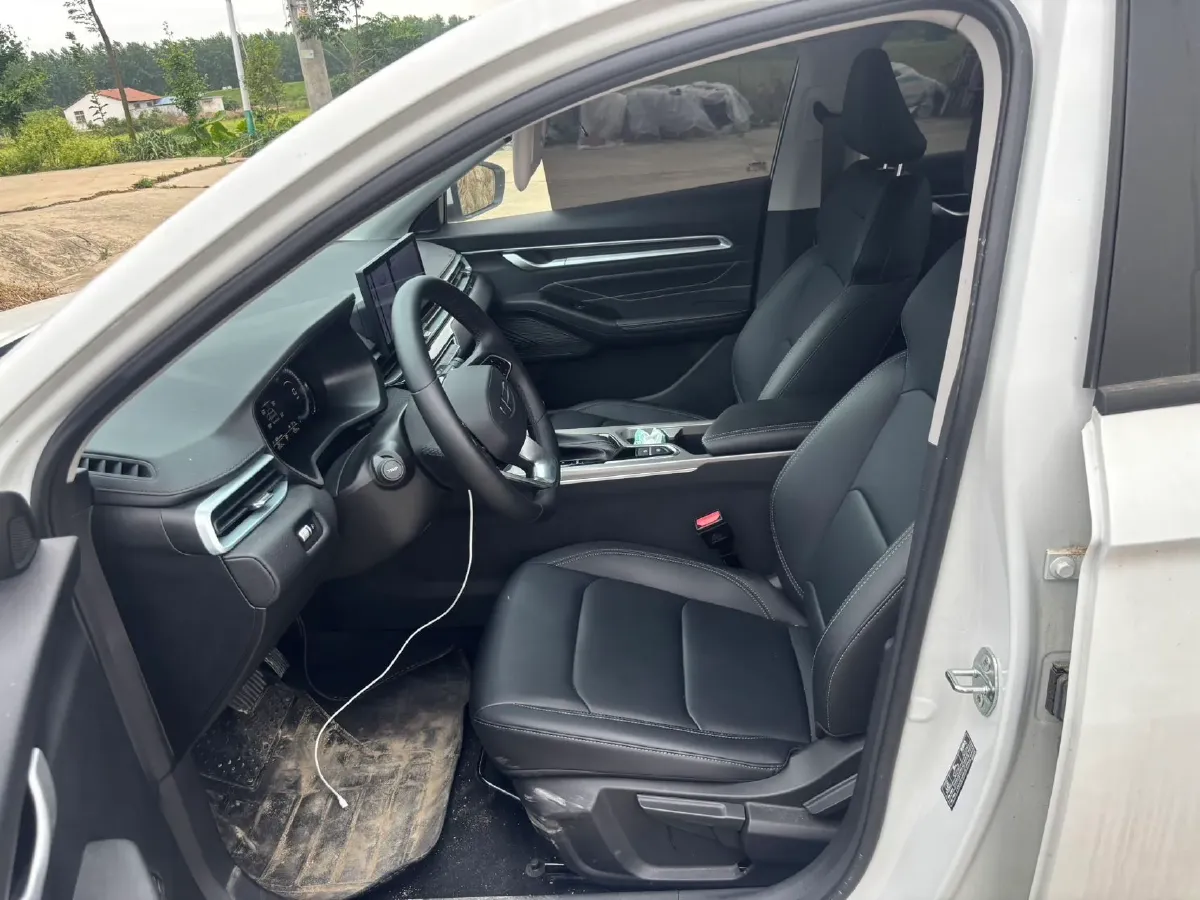 2025 Geely Emgrand 1.5L 127HP L4 CVT,autocango,china used car exporter,china ev exporter,chinese used car exporter,chinese used ev exporter