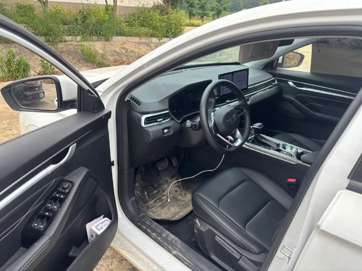 2025 Geely Emgrand 1.5L 127HP L4 CVT,autocango,china used car exporter,china ev exporter,chinese used car exporter,chinese used ev exporter
