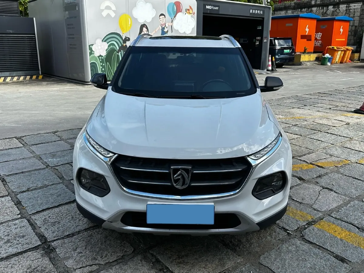 2017 HaiMa S5 Young Edition 1.6L 122HP L4 5MT,autocango,china used car exporter,china ev exporter,chinese used car exporter,chinese used ev exporter