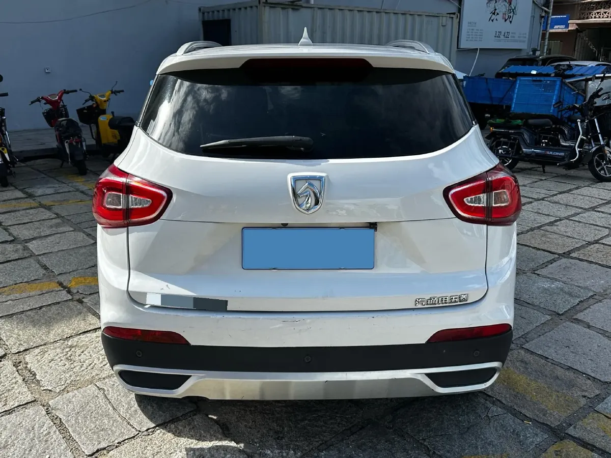 2017 HaiMa S5 Young Edition 1.6L 122HP L4 5MT,autocango,china used car exporter,china ev exporter,chinese used car exporter,chinese used ev exporter