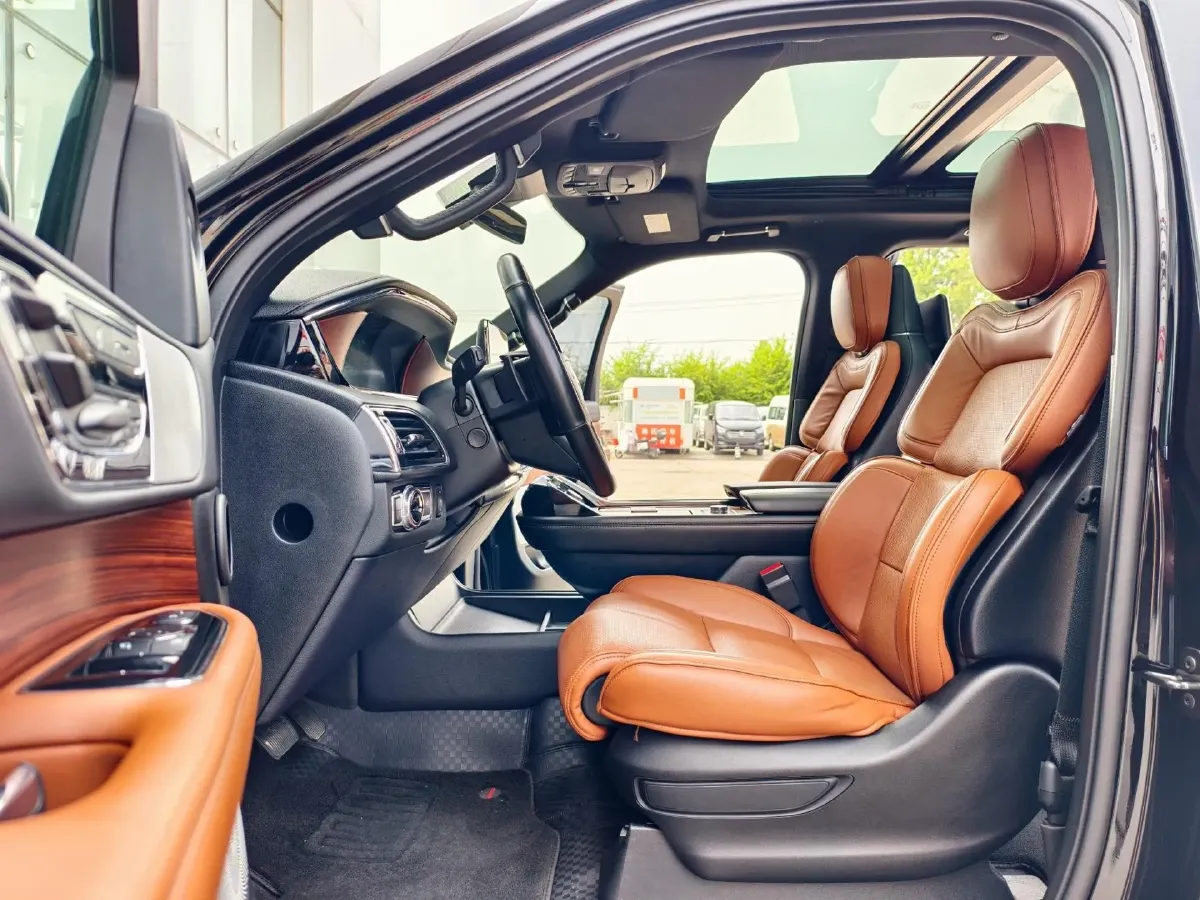 2019 Lincoln Navigator 3.5T 388HP V6 10AT,autocango,china used car exporter,china ev exporter,chinese used car exporter,chinese used ev exporter
