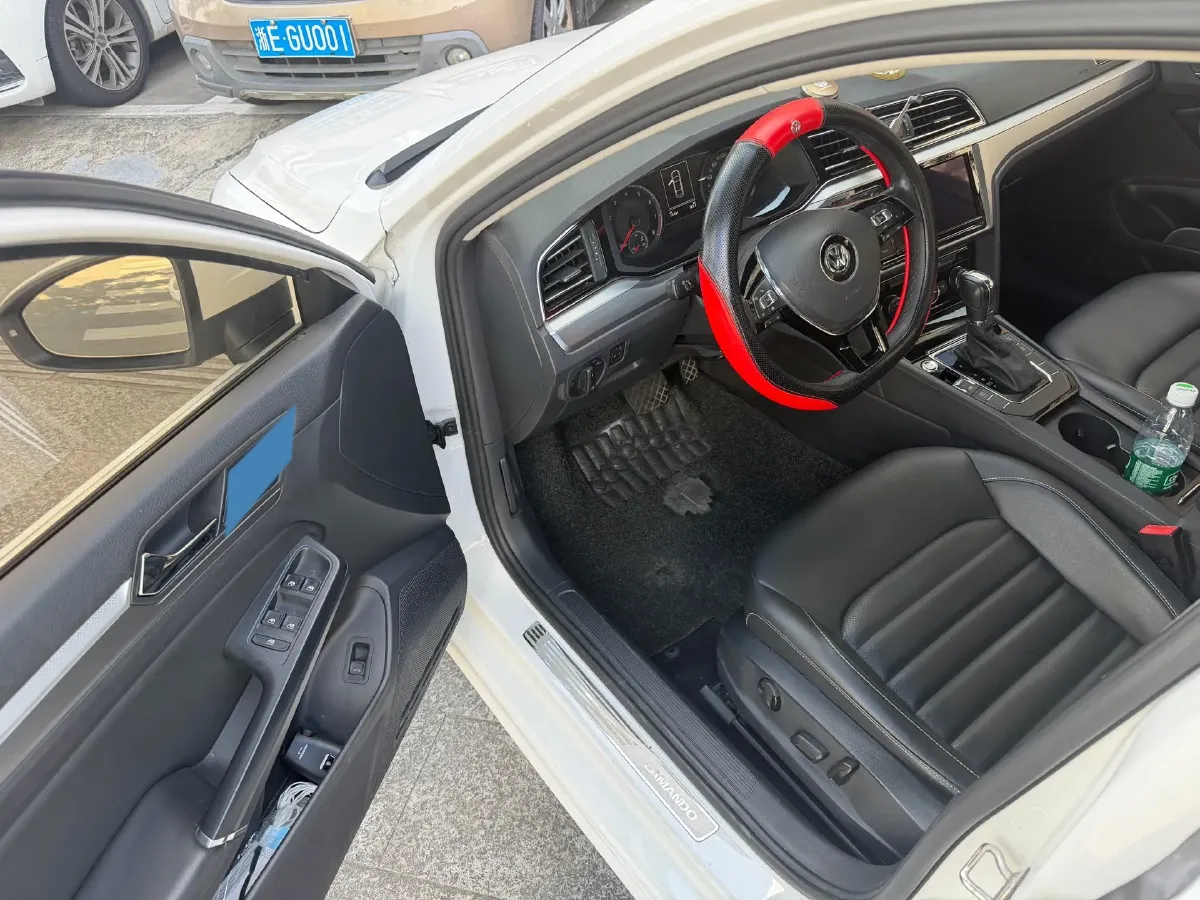 2019 Volkswagen Passat 1.4T 150HP L4 7DCT,autocango,china used car exporter,china ev exporter,chinese used car exporter,chinese used ev exporter