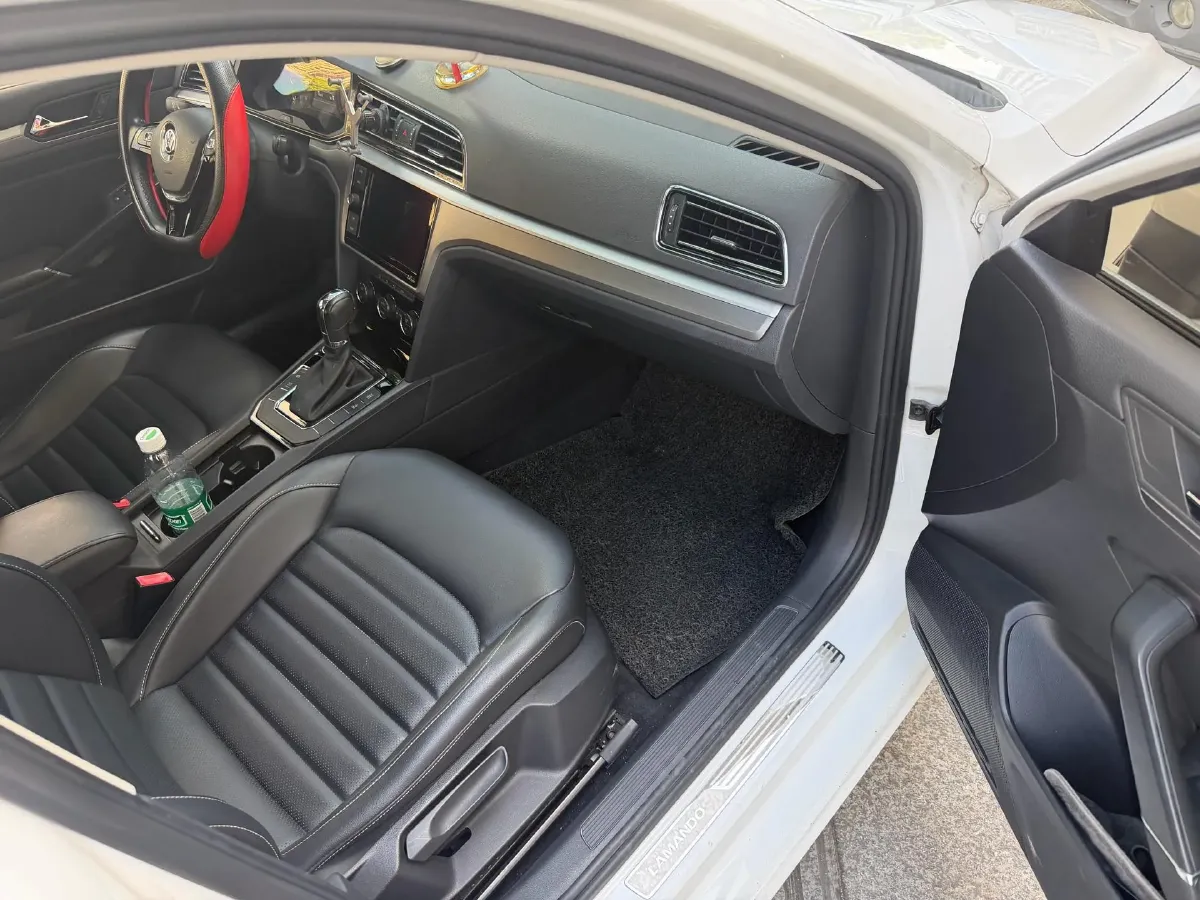 2019 Volkswagen Passat 1.4T 150HP L4 7DCT,autocango,china used car exporter,china ev exporter,chinese used car exporter,chinese used ev exporter
