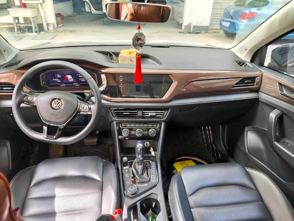 2020 Volkswagen Tharu 2.0T 186HP L4 7DCT,autocango,china used car exporter,china ev exporter,chinese used car exporter,chinese used ev exporter