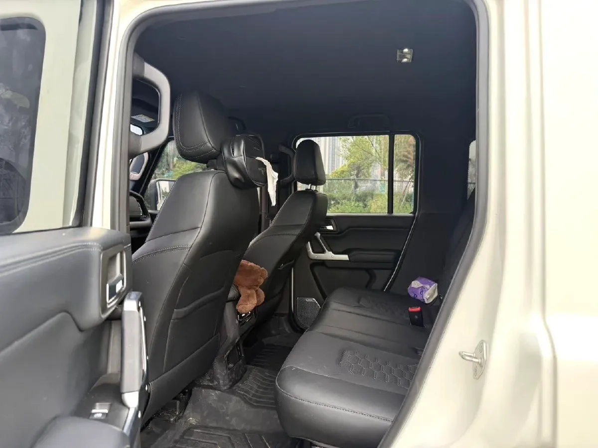 2024 212 212 T01 2.0T 252HP L4 8AT,autocango,china used car exporter,china ev exporter,chinese used car exporter,chinese used ev exporter