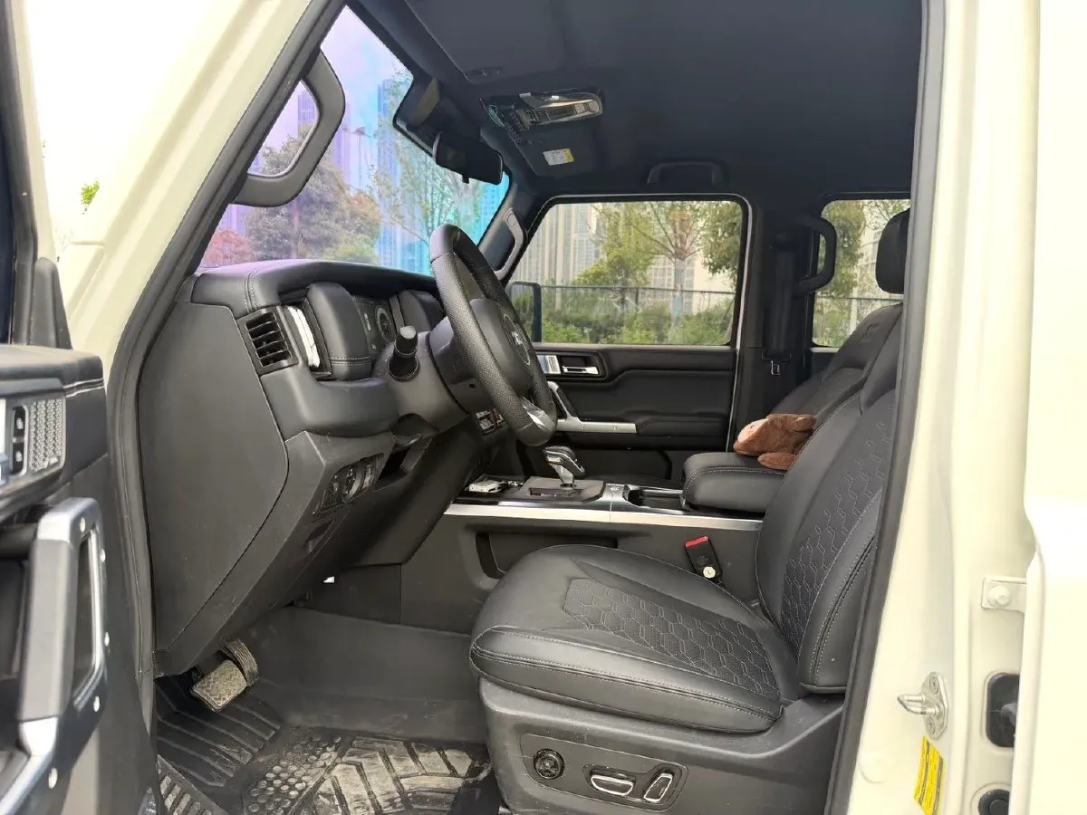 2024 212 212 T01 2.0T 252HP L4 8AT,autocango,china used car exporter,china ev exporter,chinese used car exporter,chinese used ev exporter