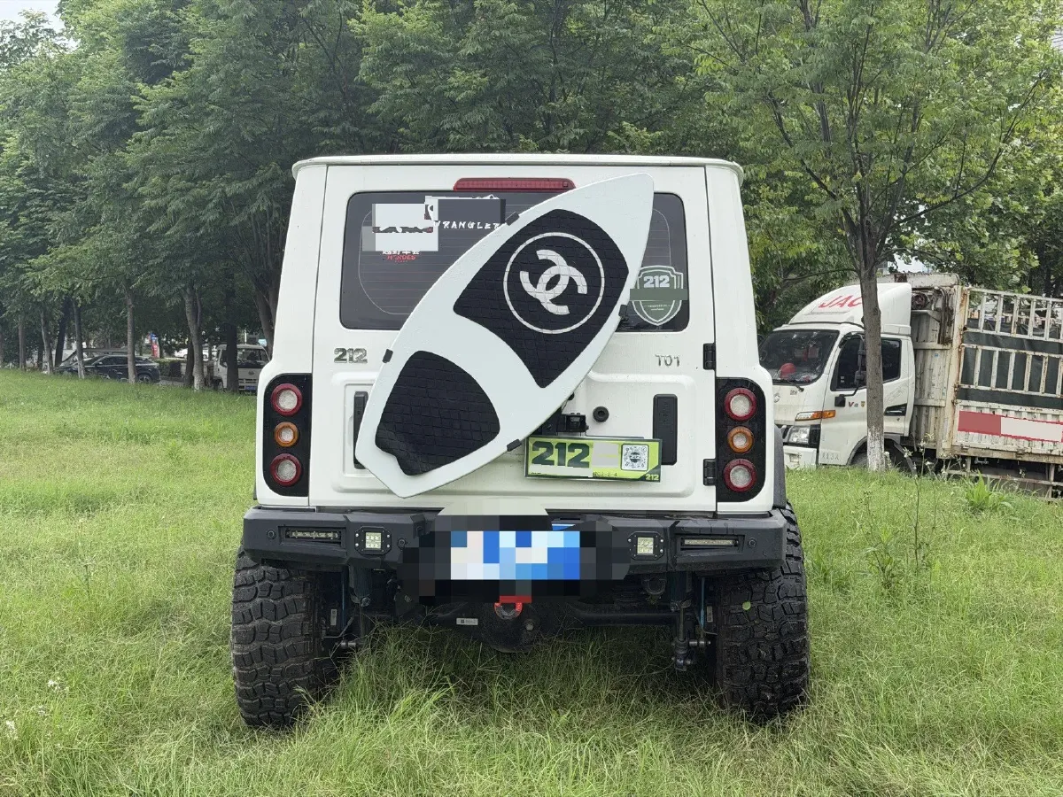2024 212 212 T01 2.0T 252HP L4 8AT,autocango,china used car exporter,china ev exporter,chinese used car exporter,chinese used ev exporter