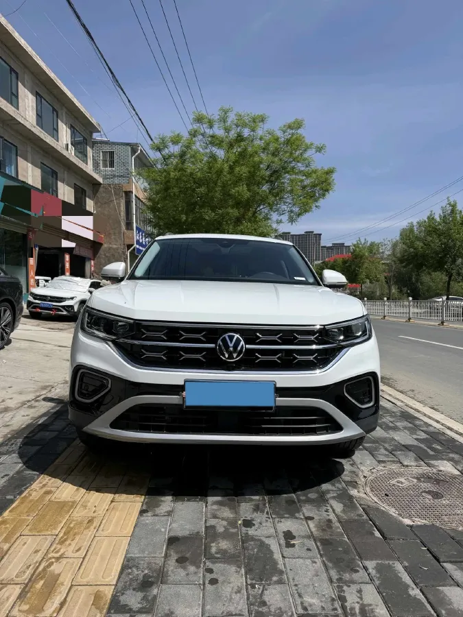 2024 Volkswagen Tayron 2.0T 186HP L4 7DCT,autocango,china used car exporter,china ev exporter,chinese used car exporter,chinese used ev exporter