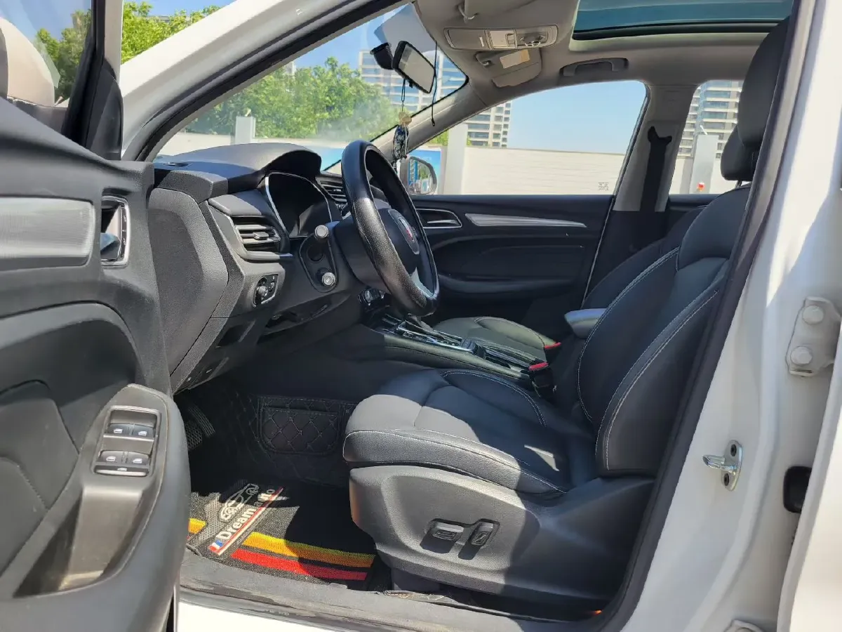 2020 Roewe RX3 1.6L 125HP L4 CVT,autocango,china used car exporter,china ev exporter,chinese used car exporter,chinese used ev exporter