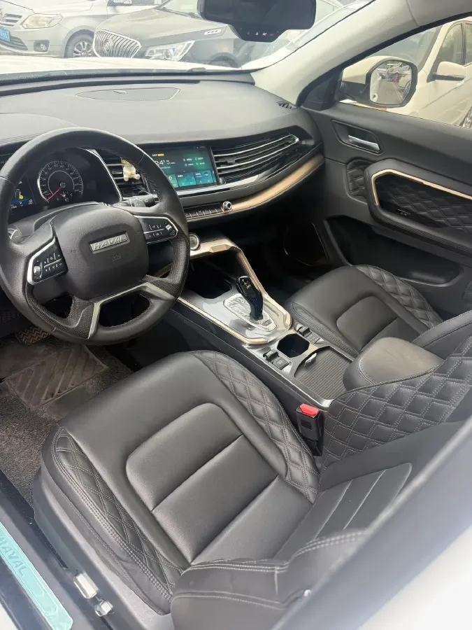 2020 Haval H6 1.5T 169HP L4 7DCT,autocango,china used car exporter,china ev exporter,chinese used car exporter,chinese used ev exporter