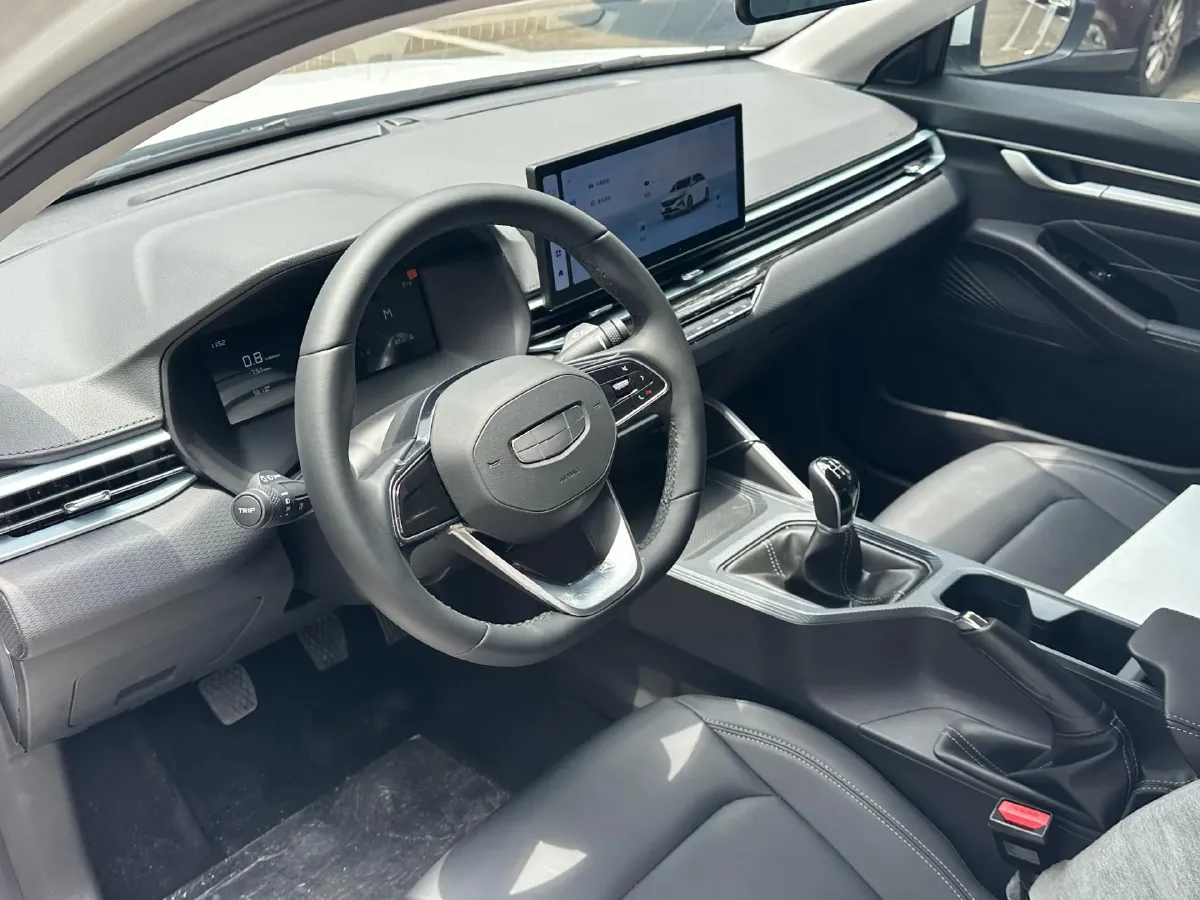 2026 Geely Emgrand 1.5L 120HP L4 5MT,autocango,china used car exporter,china ev exporter,chinese used car exporter,chinese used ev exporter