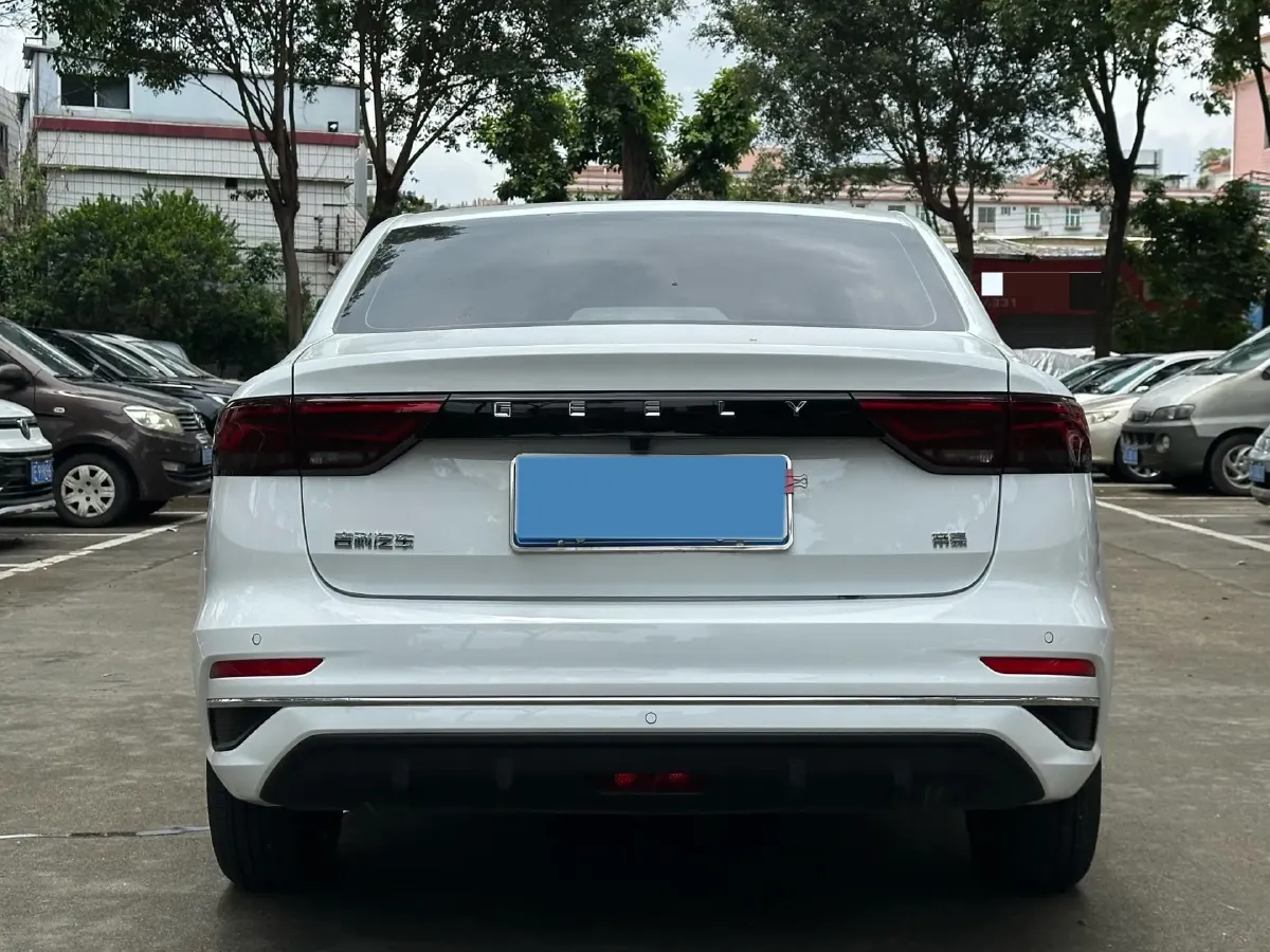 2026 Geely Emgrand 1.5L 120HP L4 5MT,autocango,china used car exporter,china ev exporter,chinese used car exporter,chinese used ev exporter