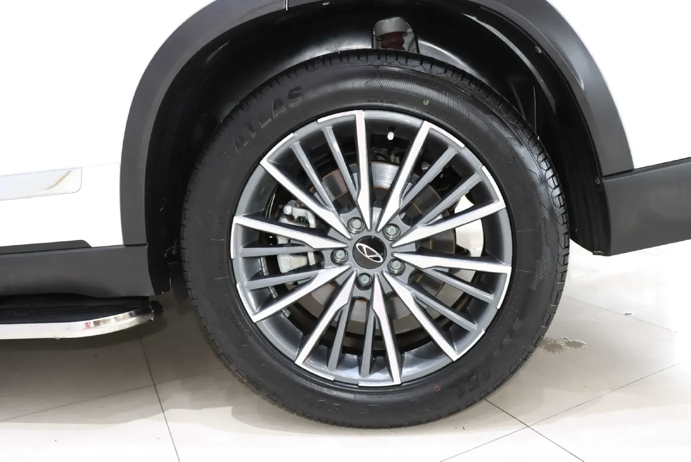 2024 Chery Tiggo 8 PRO 1.6T 197HP L4 7DCT,autocango,china used car exporter,china ev exporter,chinese used car exporter,chinese used ev exporter
