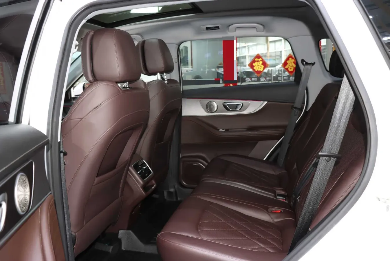 2024 Chery Tiggo 8 PRO 1.6T 197HP L4 7DCT,autocango,china used car exporter,china ev exporter,chinese used car exporter,chinese used ev exporter