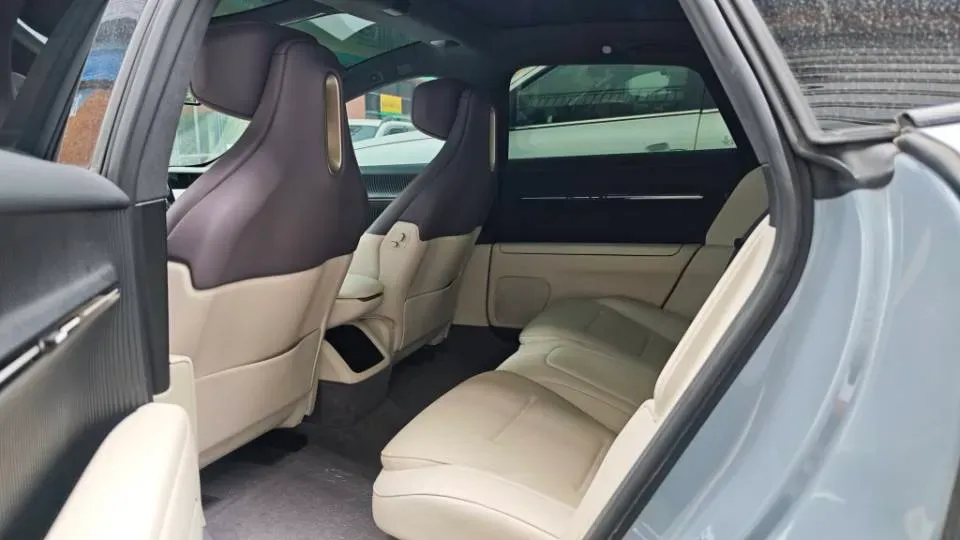 2023 Avatr 12 BEV 94.5KWH,autocango,china used car exporter,china ev exporter,chinese used car exporter,chinese used ev exporter