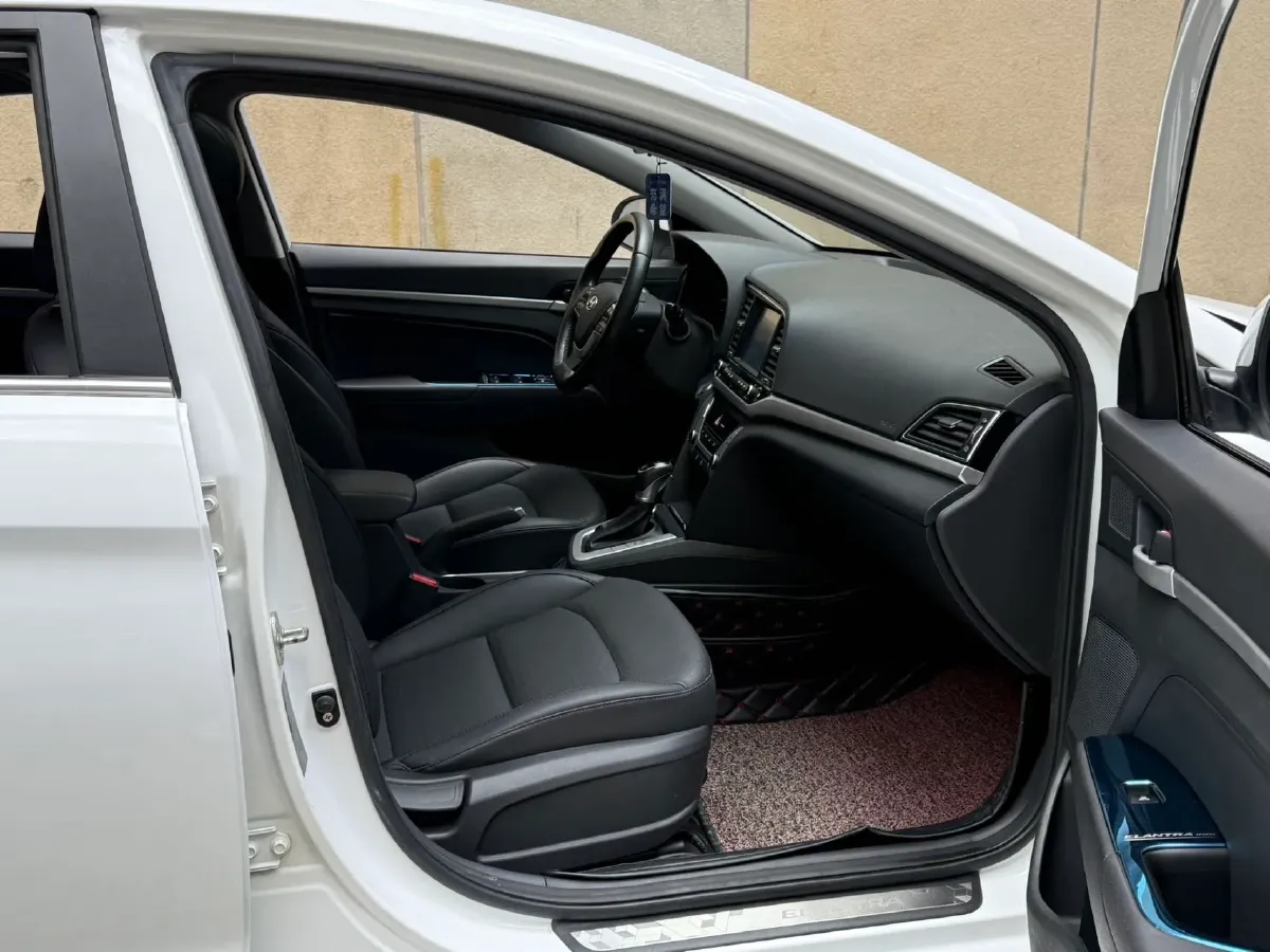 2016 Hyundai Elantra 1.6L 130HP L4 6AT,autocango,china used car exporter,china ev exporter,chinese used car exporter,chinese used ev exporter