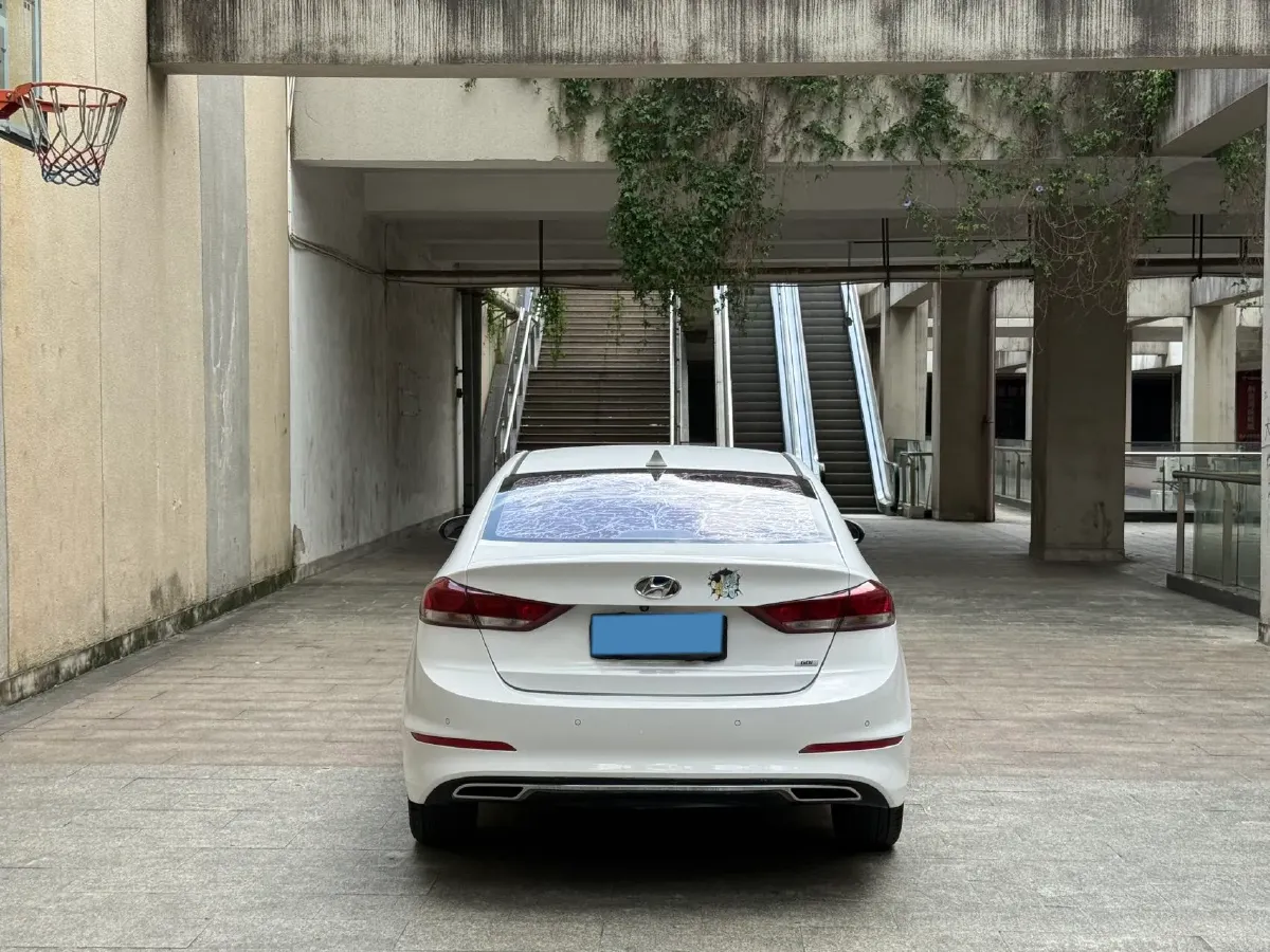 2016 Hyundai Elantra 1.6L 130HP L4 6AT,autocango,china used car exporter,china ev exporter,chinese used car exporter,chinese used ev exporter