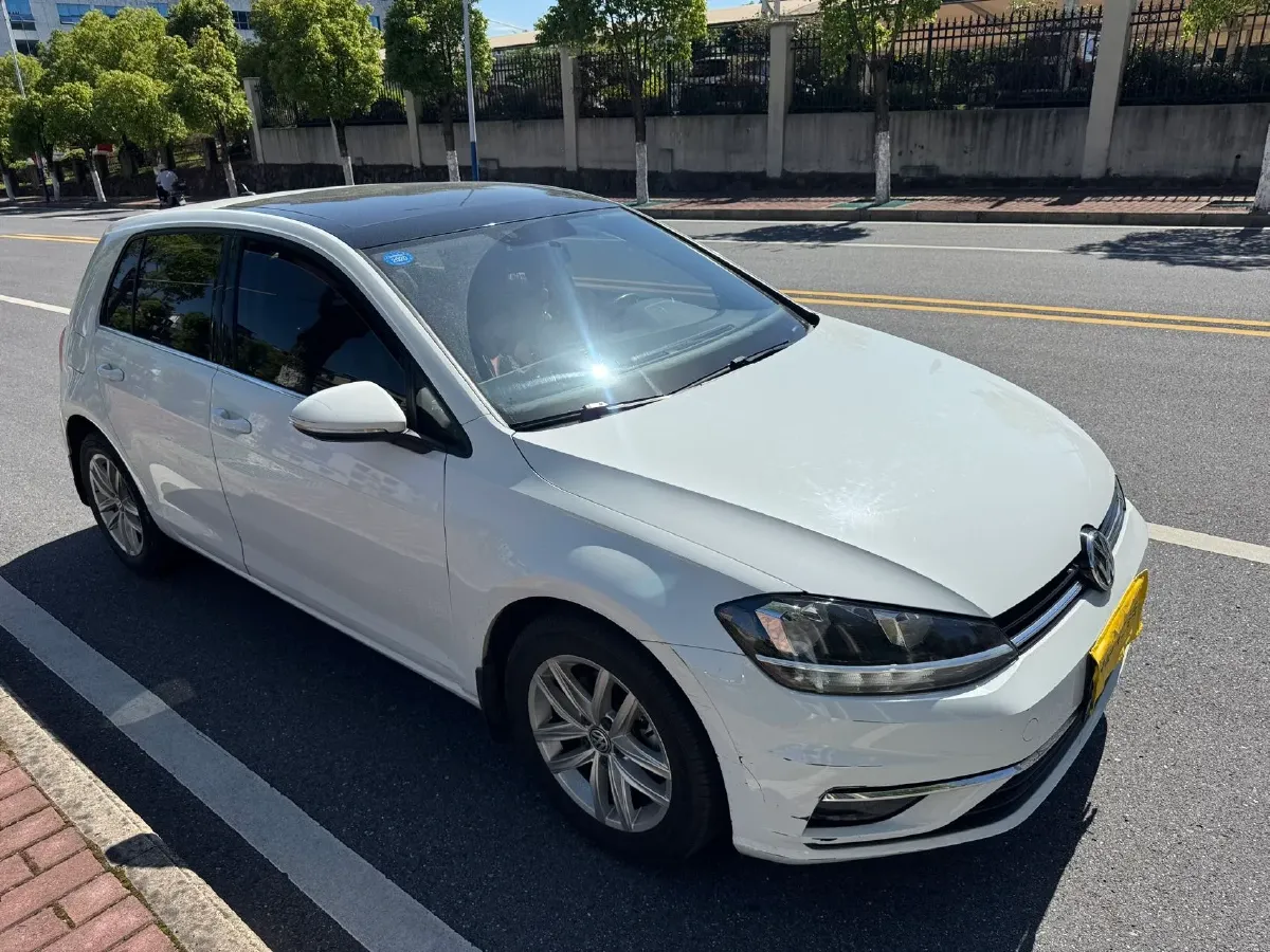 2018 Volkswagen Golf 1.6L 110HP L4 6AT,autocango,china used car exporter,china ev exporter,chinese used car exporter,chinese used ev exporter